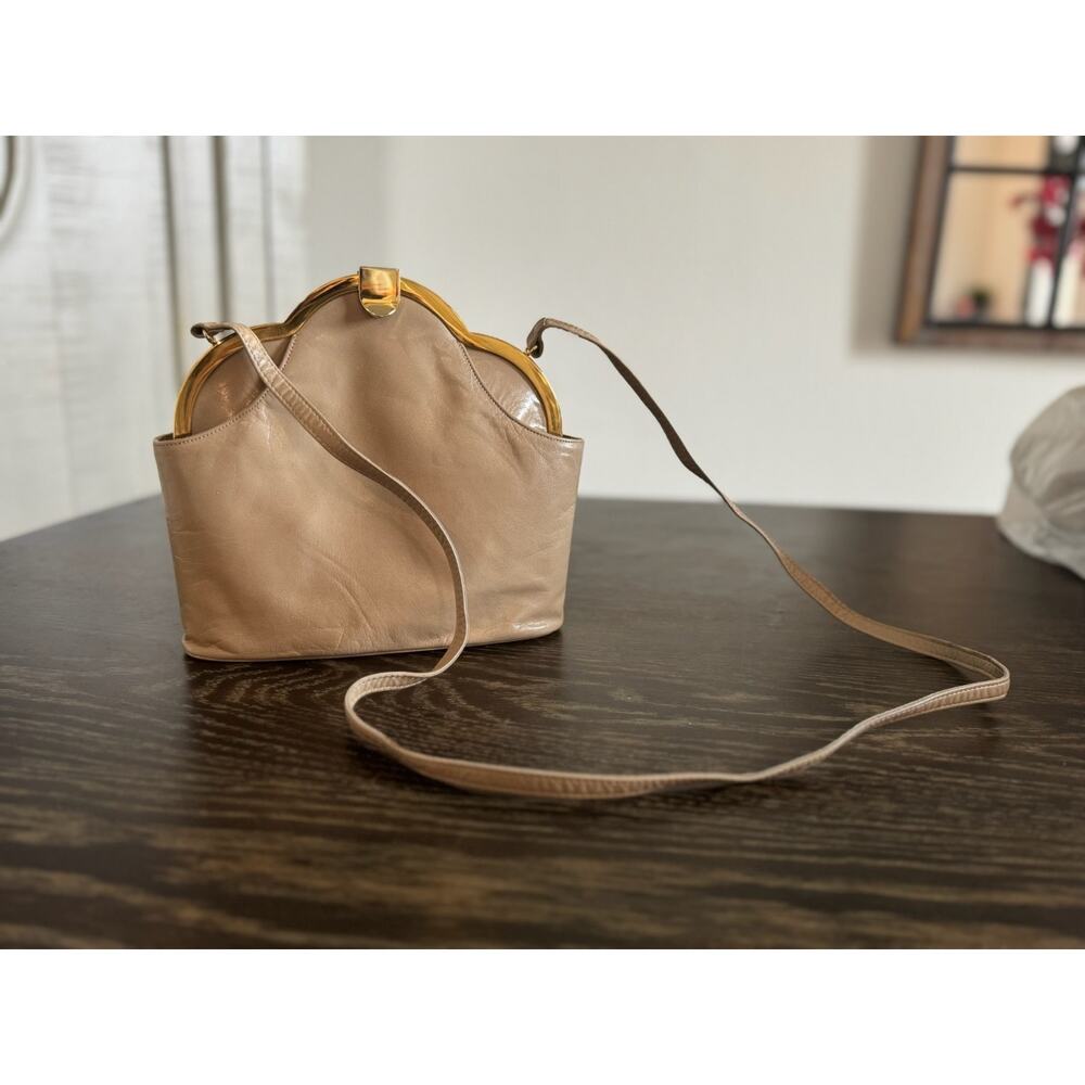 Vintage Charles Jourdan Paris Pale Beige Leather Scalloped Frame Handbag